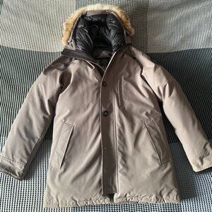 Canada Goose Chateau Parka Gray Size L | Black Label Down Jacket | Style: 3426MB